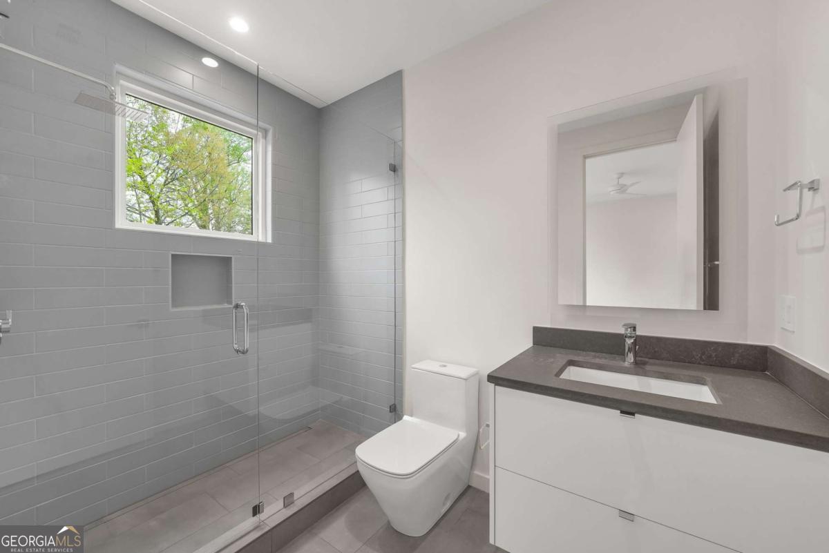 1260 Kingsley Circle NE Atlanta GA 30324