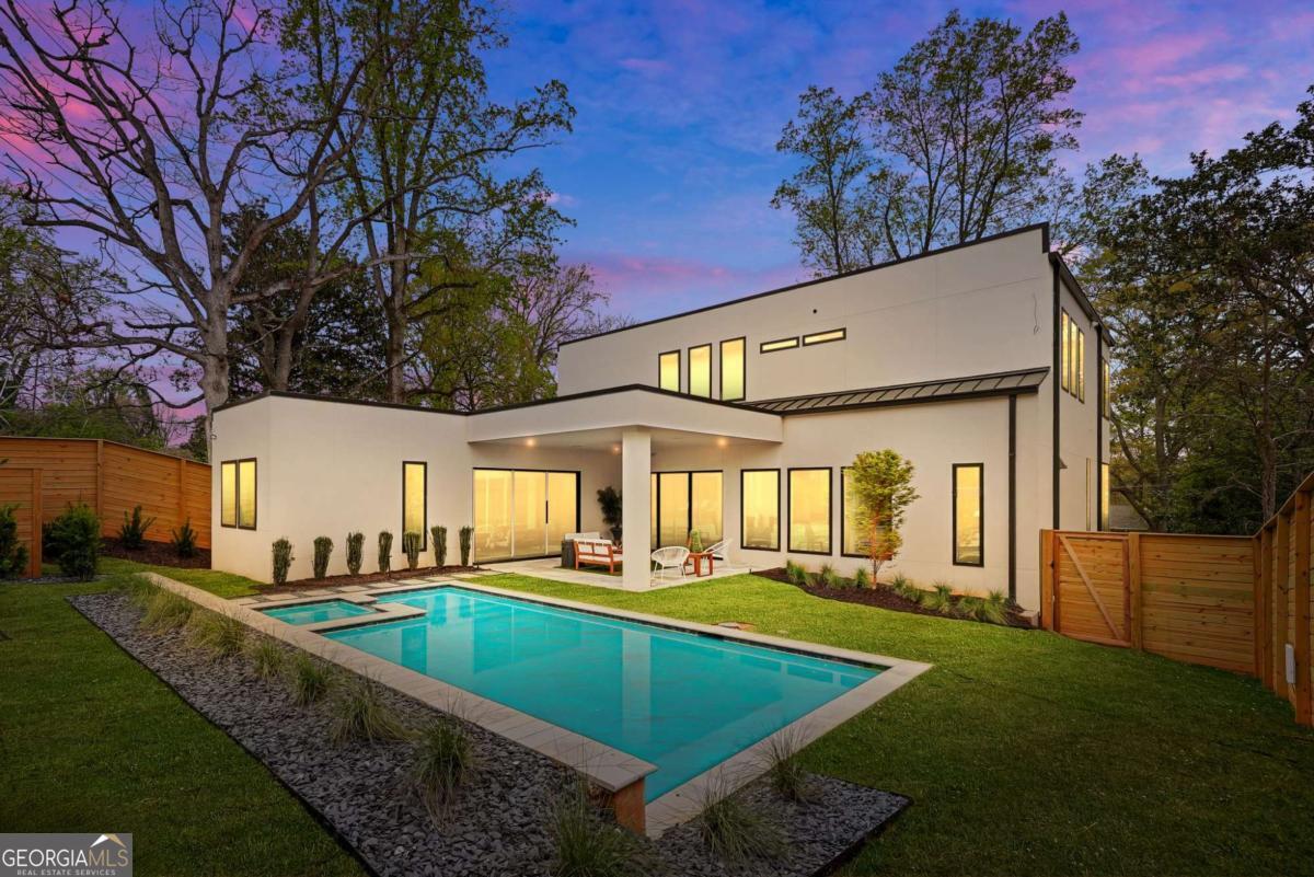 1260 Kingsley Circle NE Atlanta GA 30324