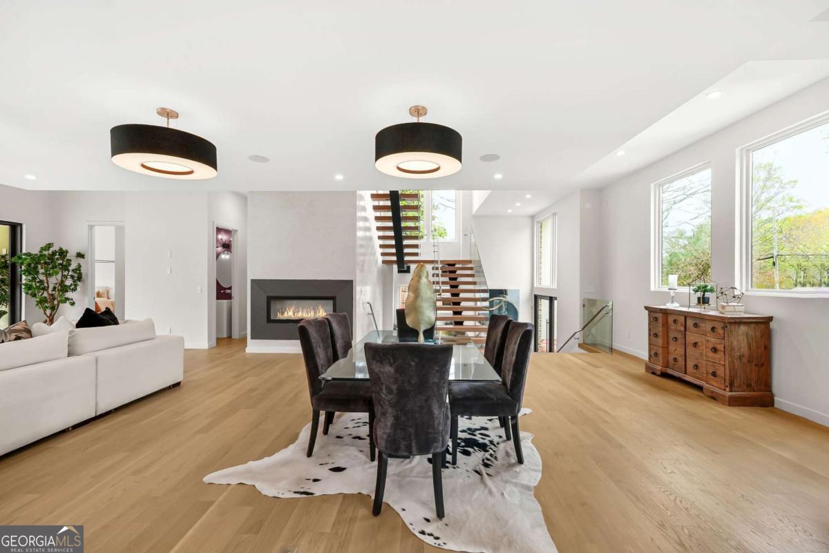 1260 Kingsley Circle NE Atlanta GA 30324