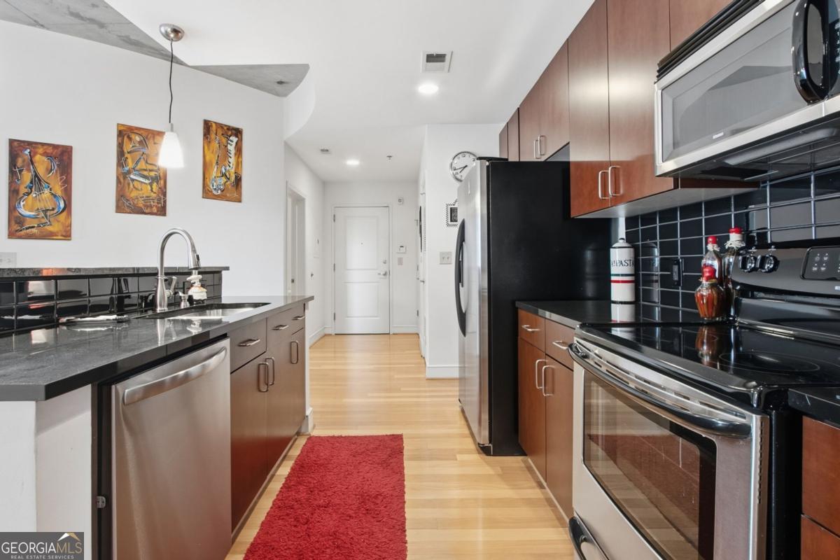 44 Peachtree Place NE Atlanta GA 30309