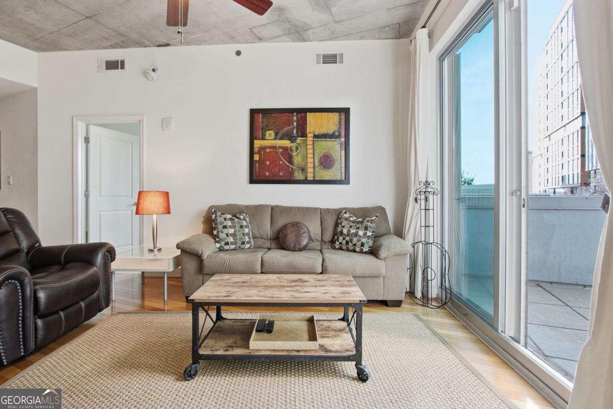 44 Peachtree Place NE Atlanta GA 30309