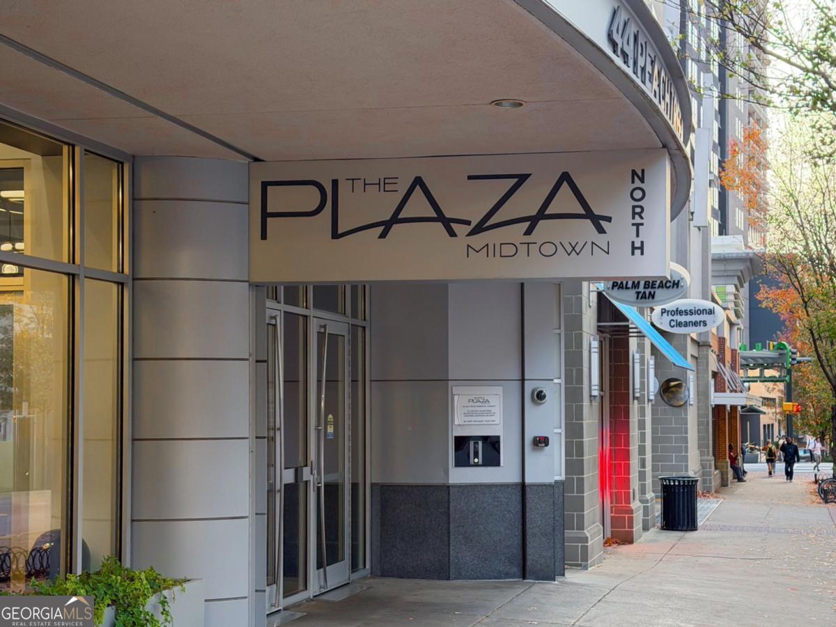 44 Peachtree Place NE Atlanta GA 30309