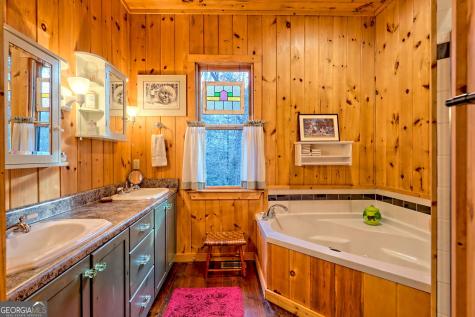 341 Brookwood Lane Clarkesville GA 30523