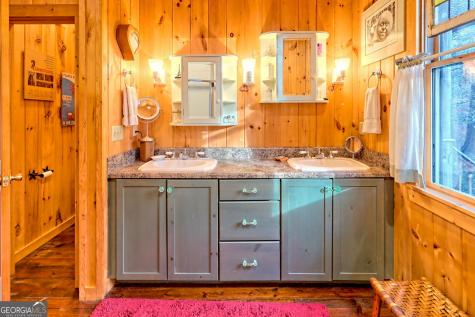 341 Brookwood Lane Clarkesville GA 30523
