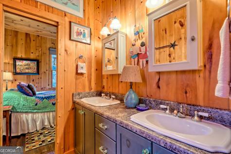 341 Brookwood Lane Clarkesville GA 30523