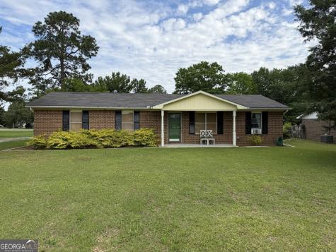 1009 EAST 8TH A East 8th Avenue Cordele GA 31015