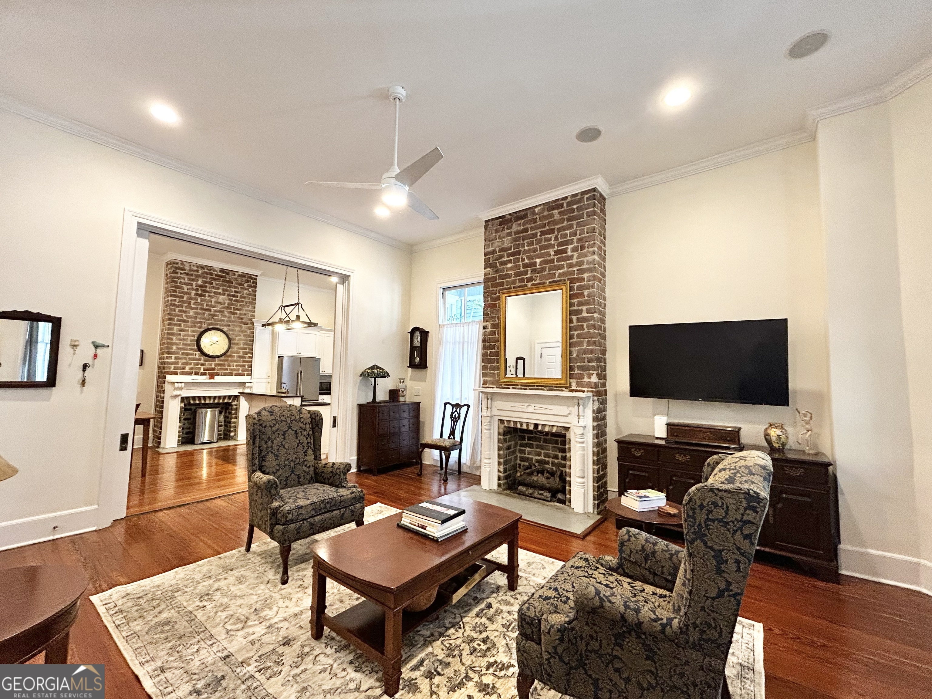 216 W Park Avenue Savannah GA 31401