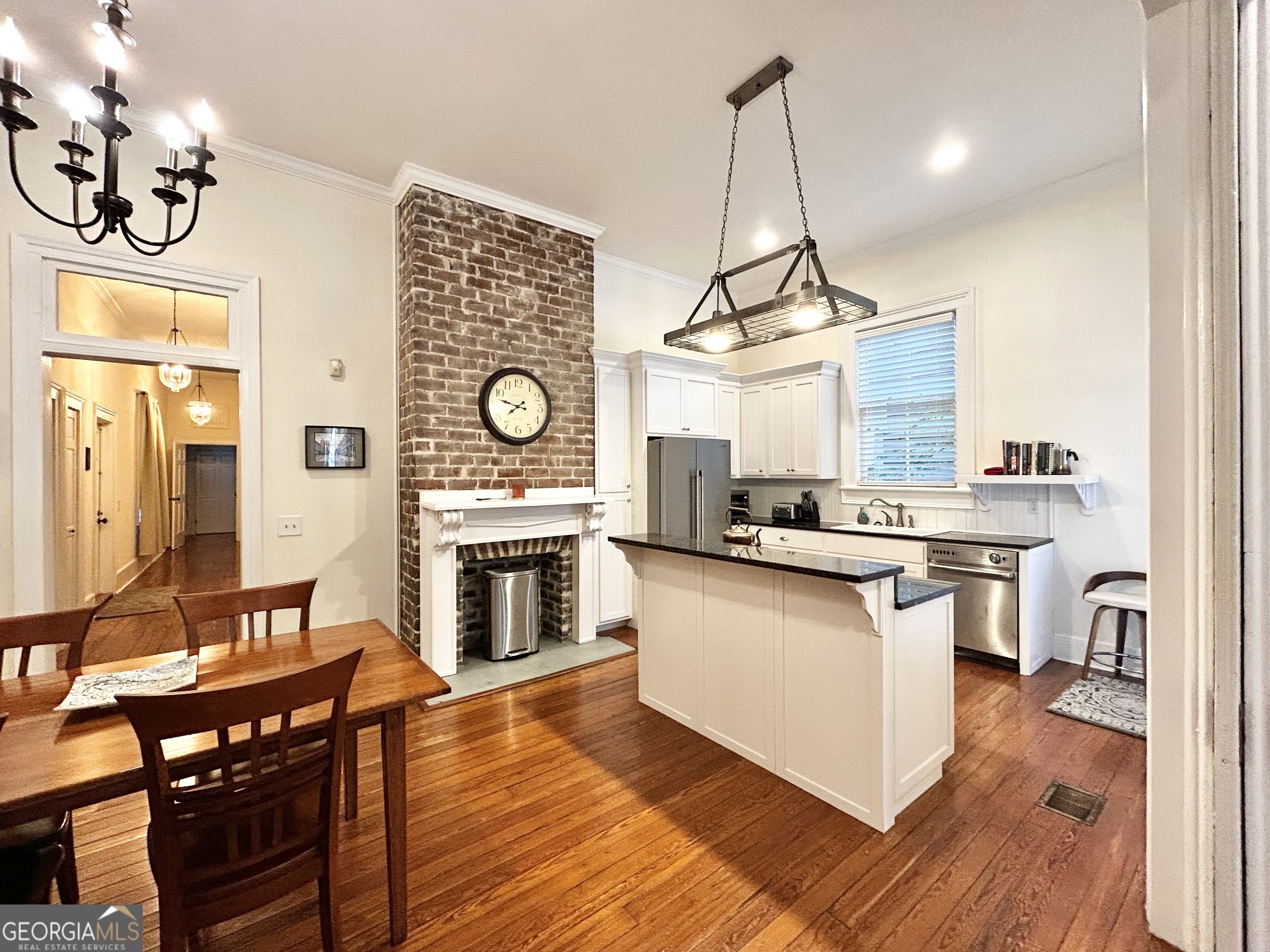 216 W Park Avenue Savannah GA 31401