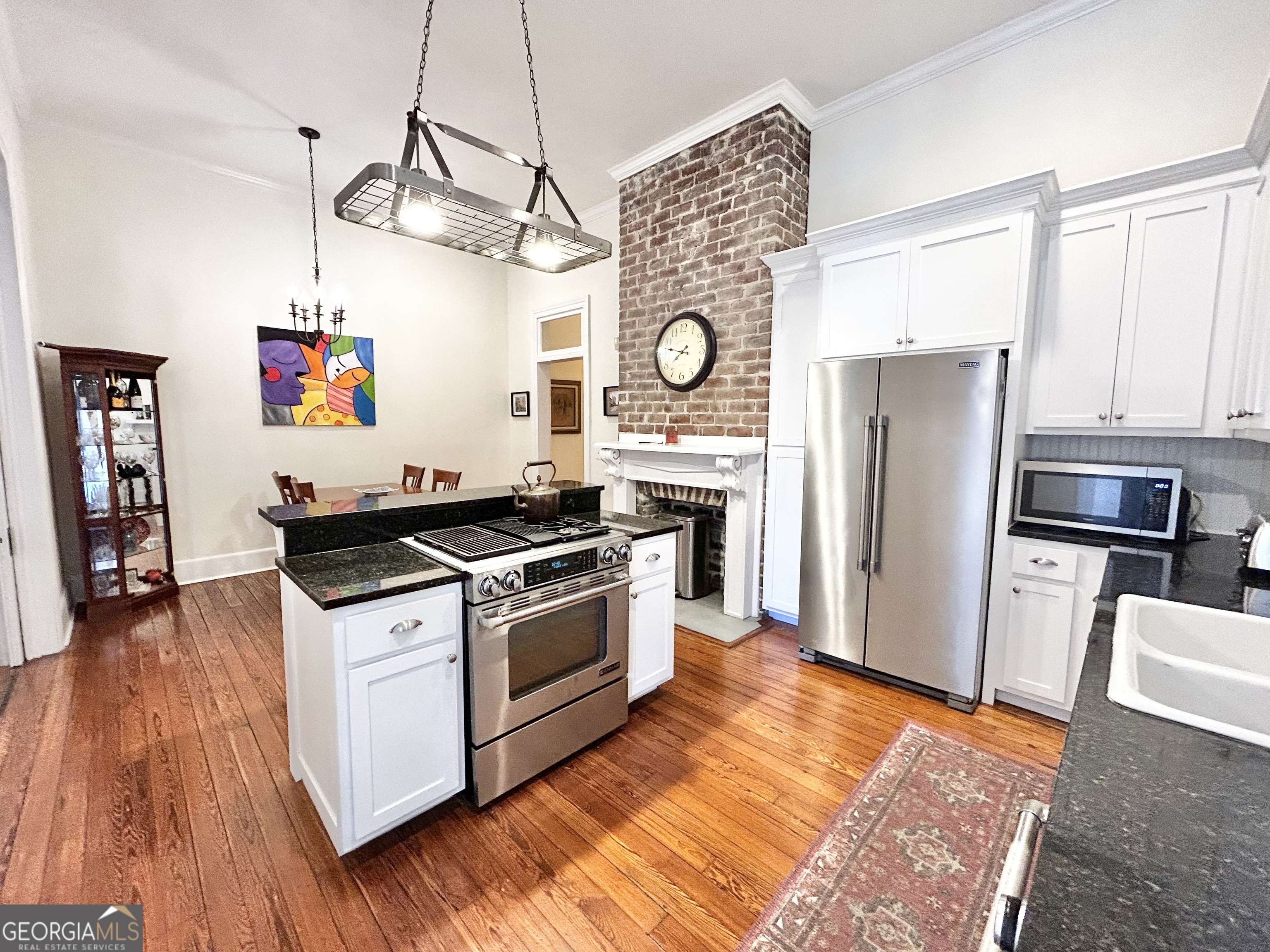 216 W Park Avenue Savannah GA 31401