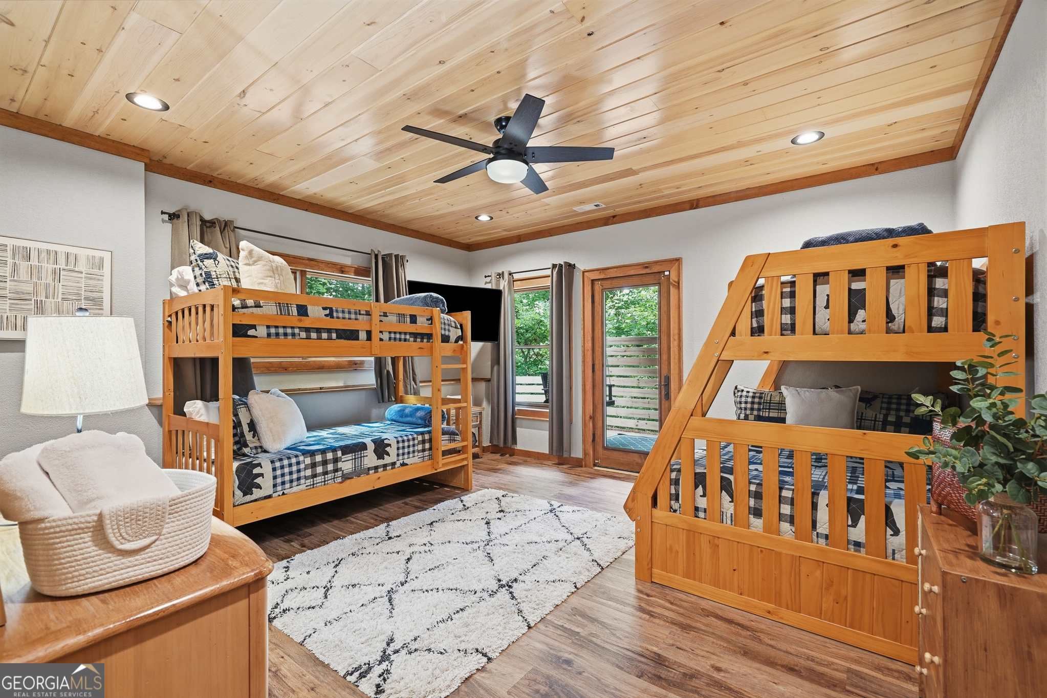 4687 Murphy Highway Mineral Bluff GA 30559