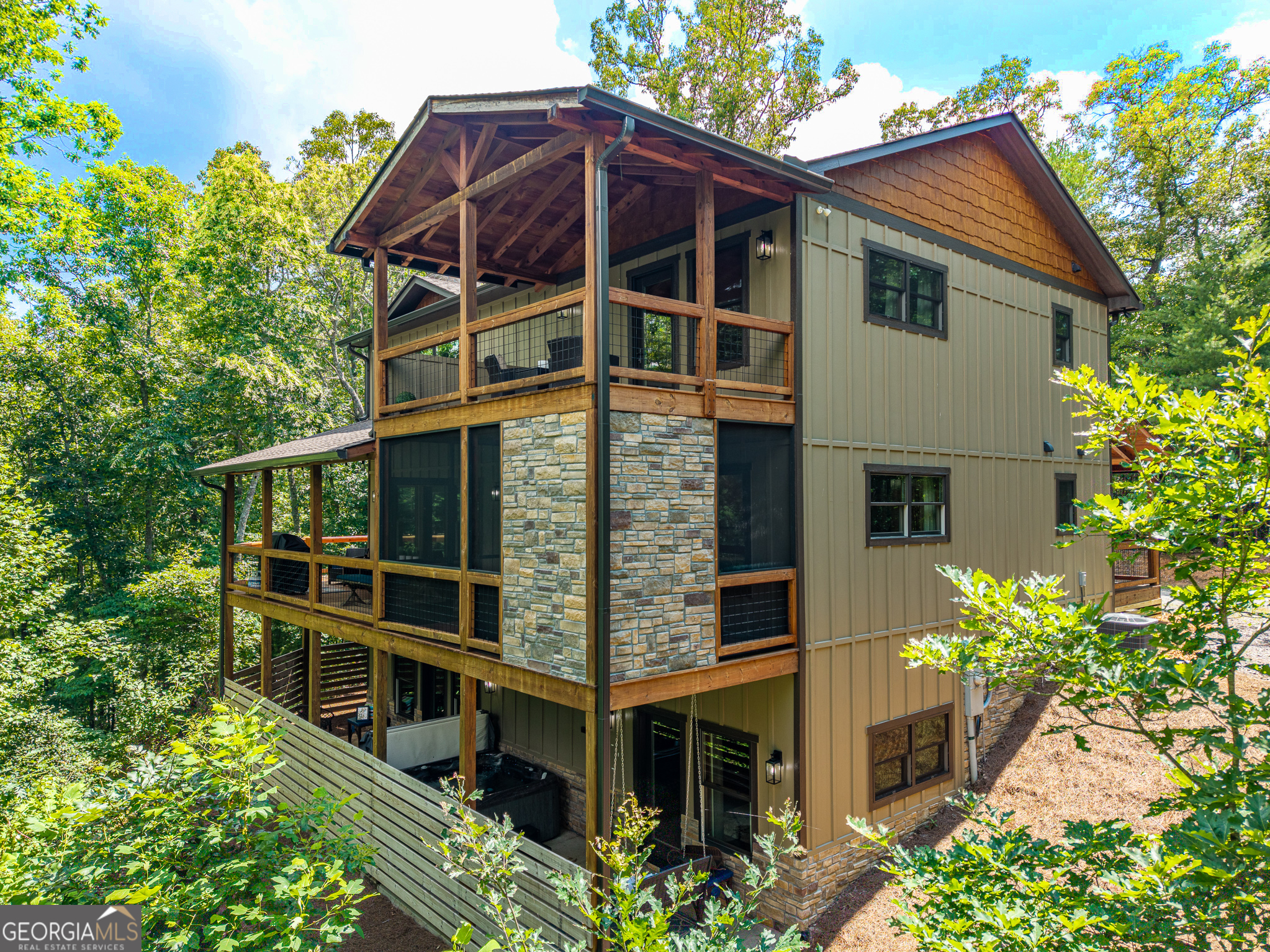 4687 Murphy Highway Mineral Bluff GA 30559