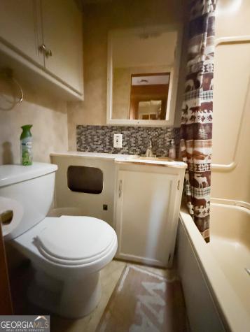 127 Rocky Lane Cleveland GA 30528