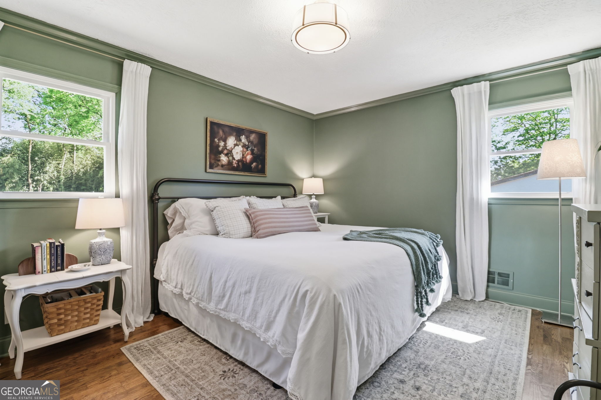 915 Pine Manor Marietta GA 30066