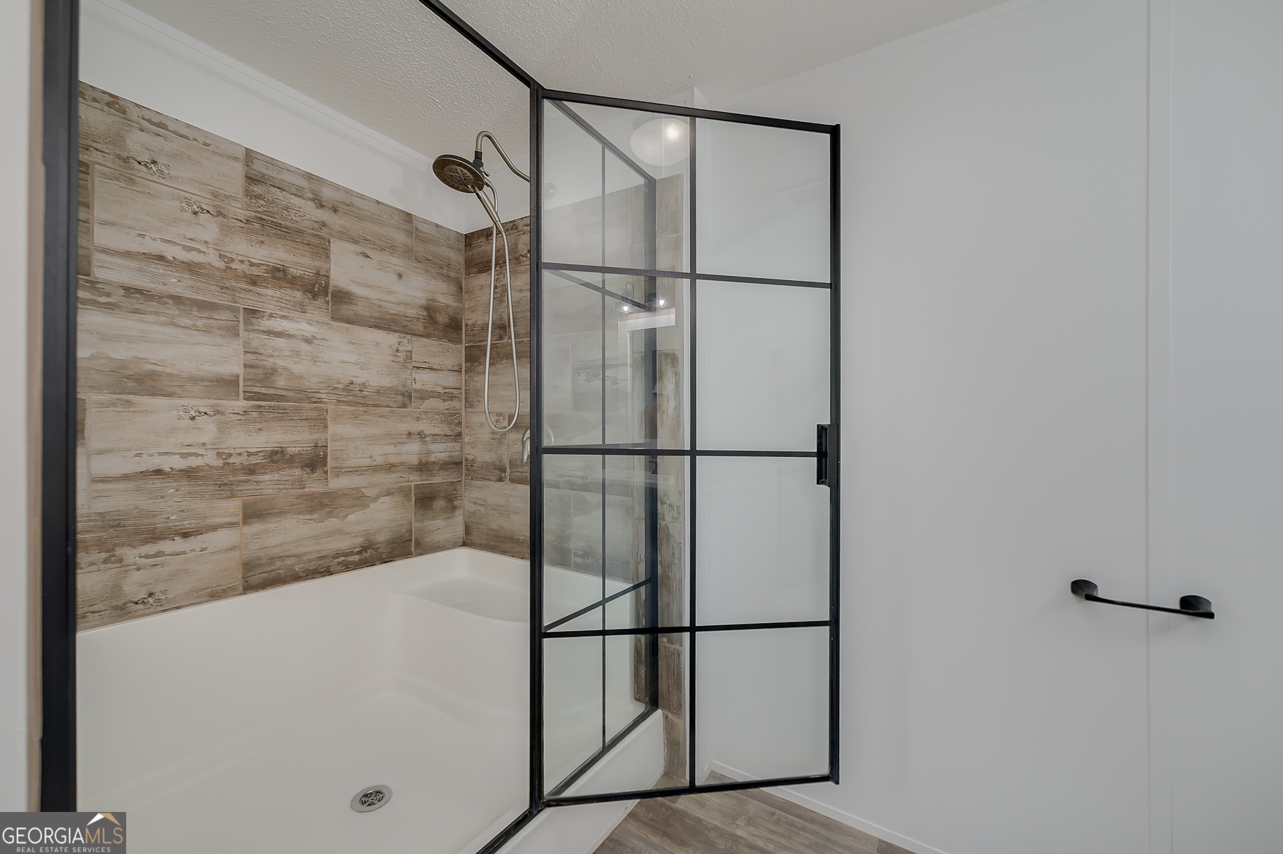 595 Barnetts Bridge Road Jackson GA 30233