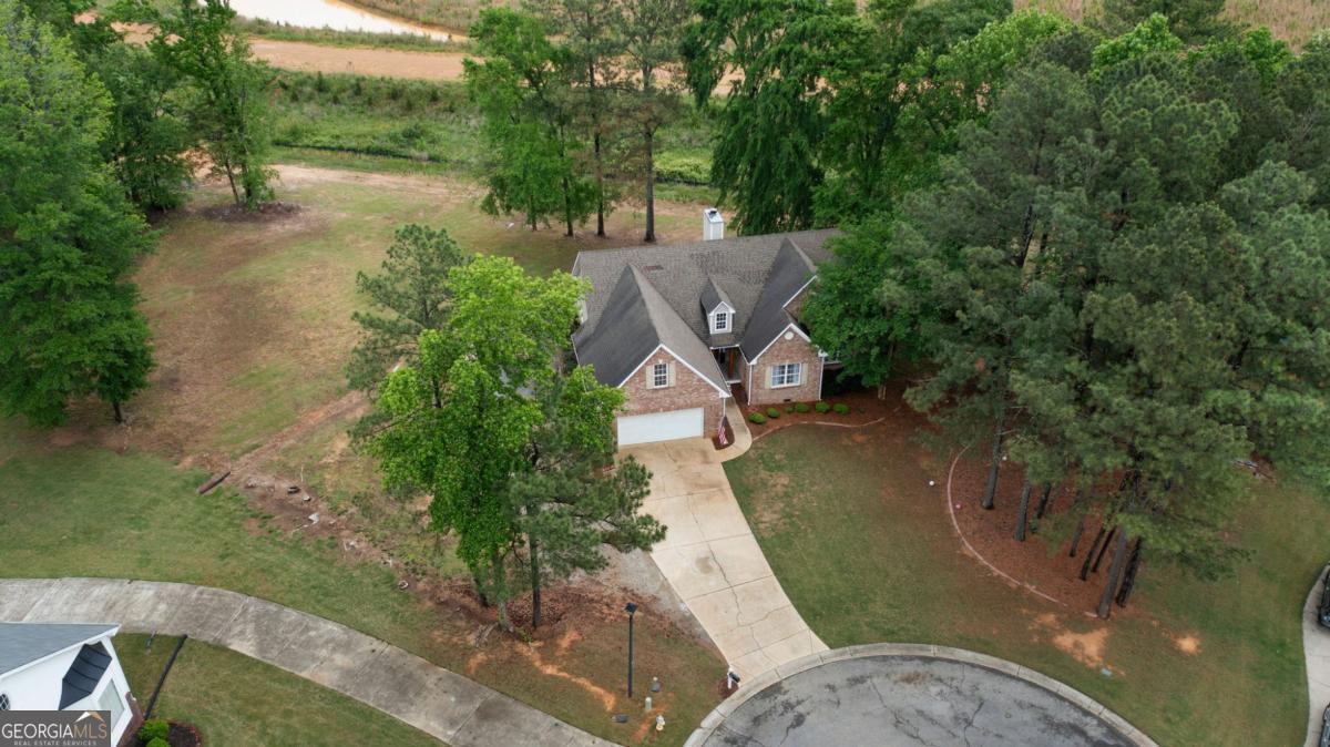 12 Grapevine Way NE Cartersville GA 30121