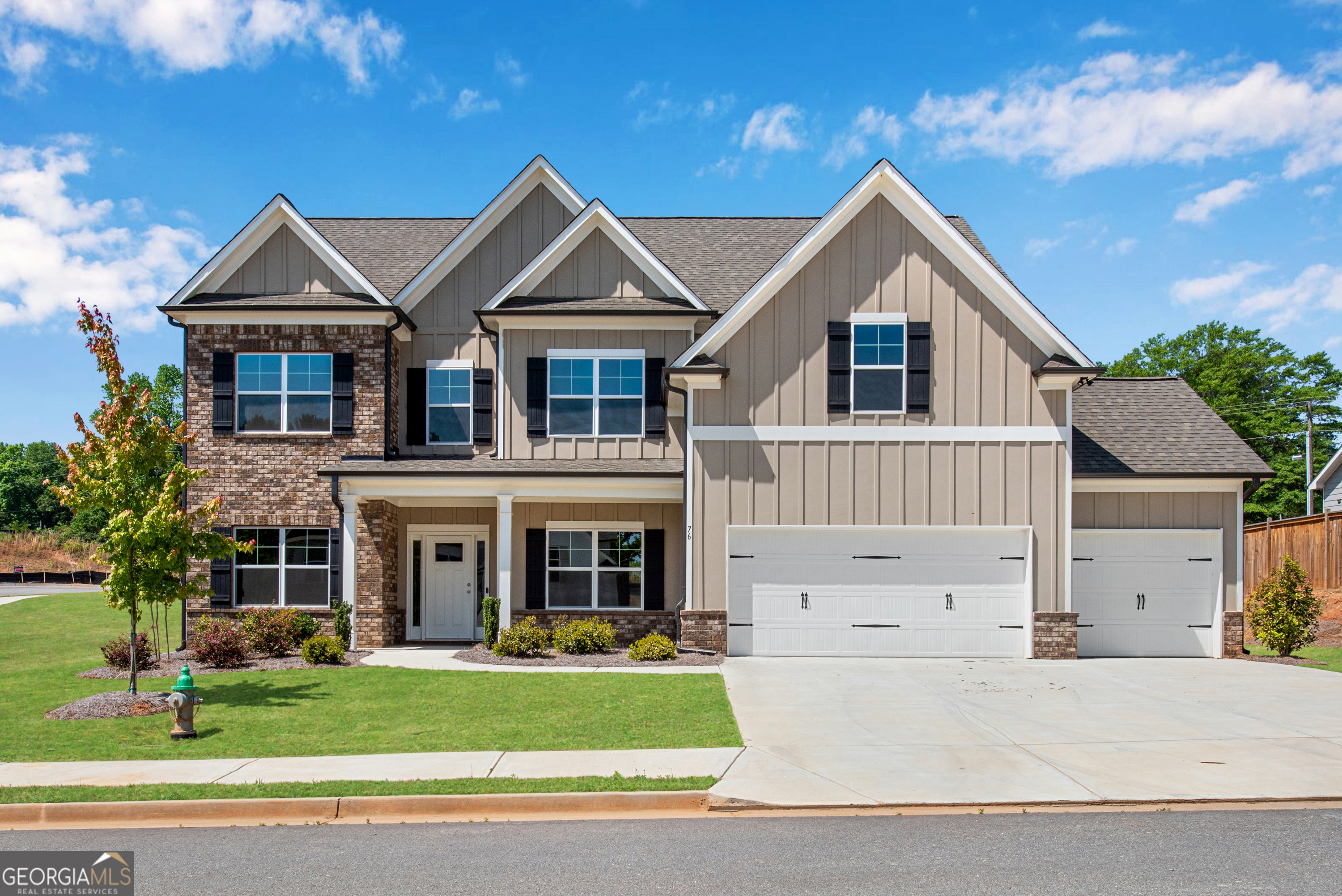76 Hidden Fields Way Hoschton GA 30548