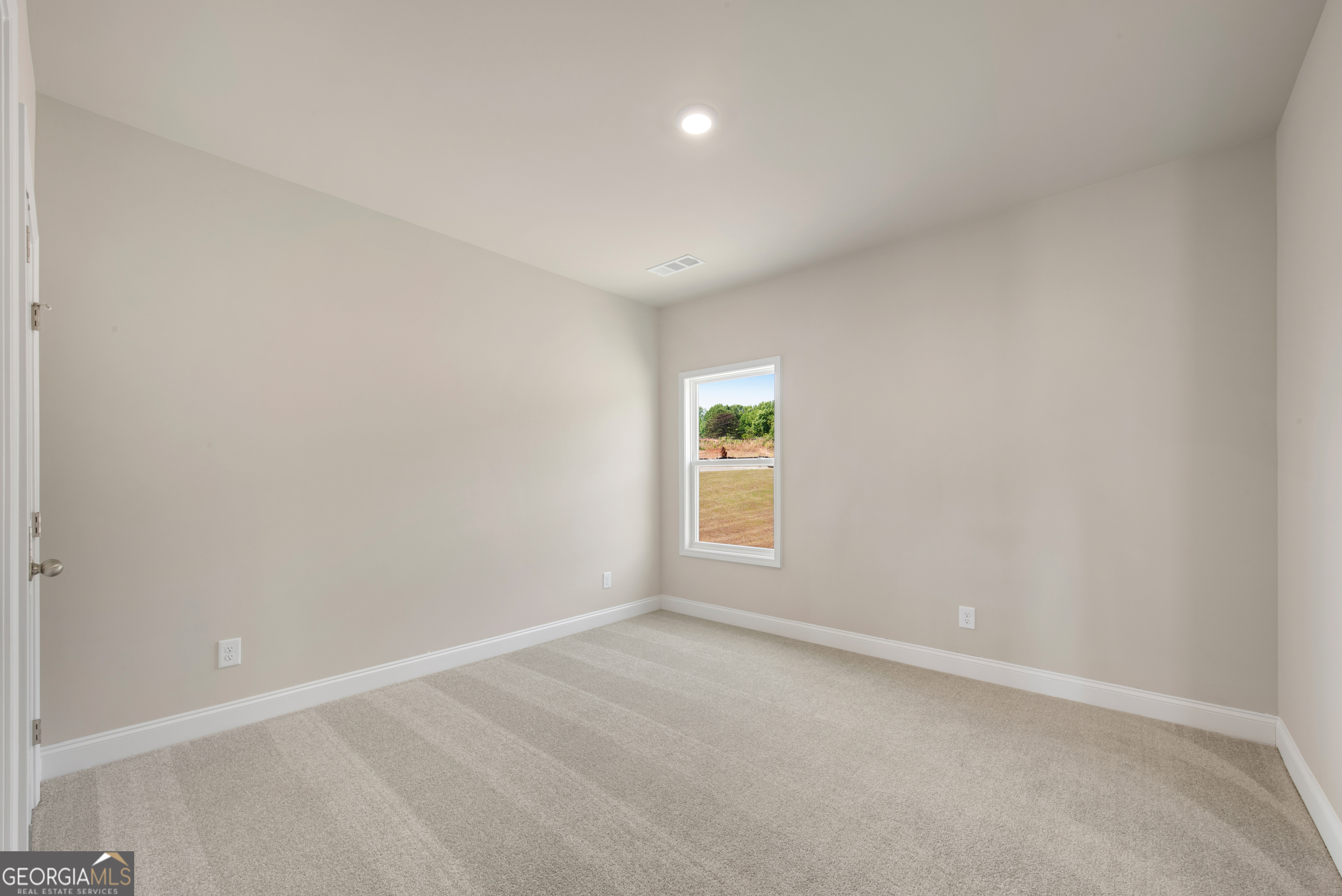 76 Hidden Fields Way Hoschton GA 30548