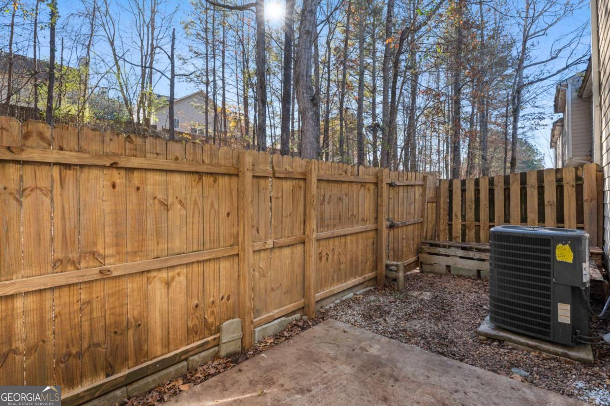 5008 Lower Elm Street Atlanta GA 30349