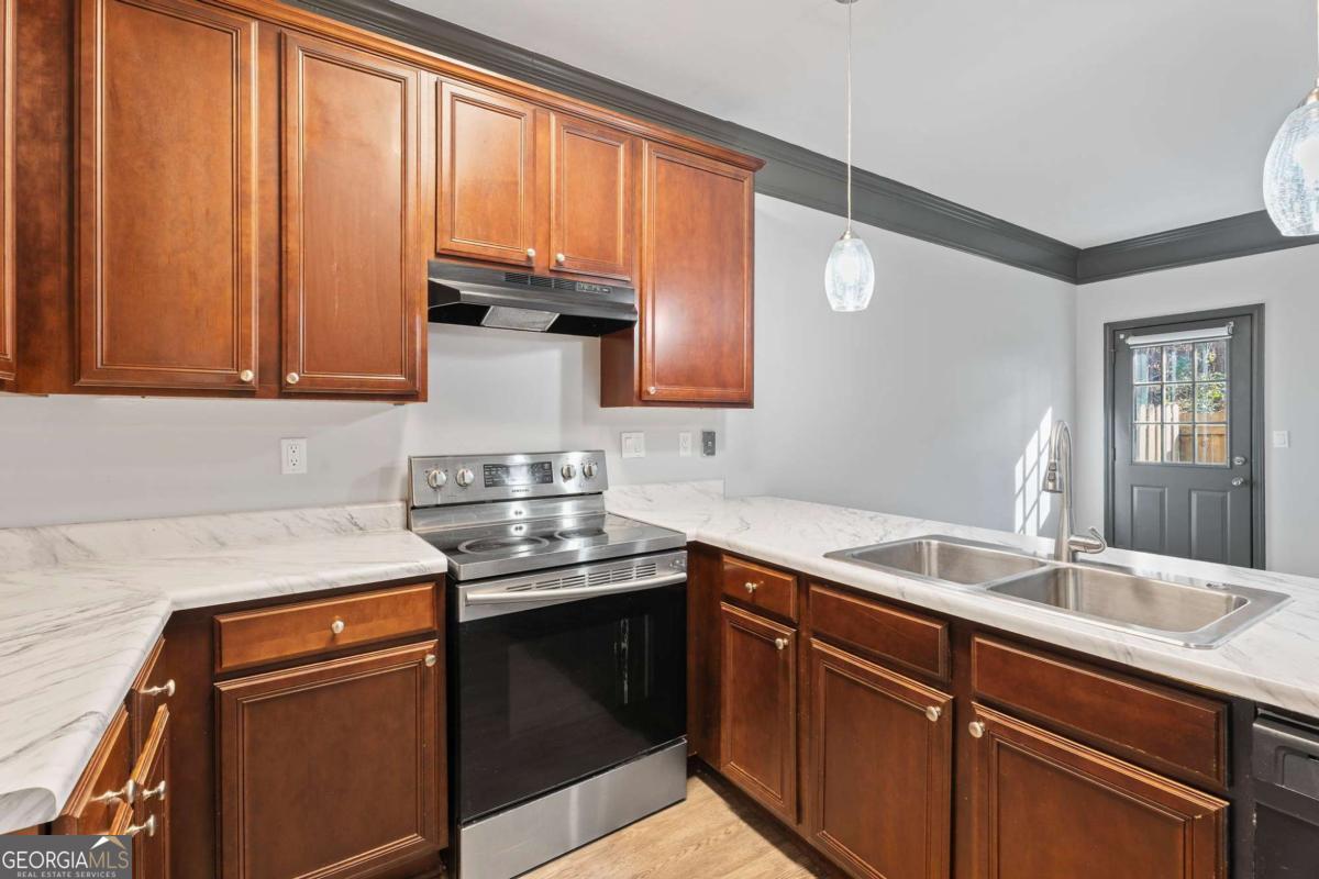 5008 Lower Elm Street Atlanta GA 30349