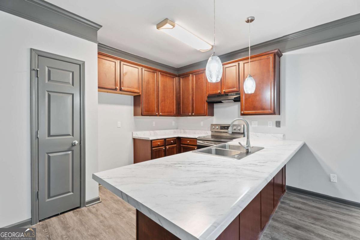 5008 Lower Elm Street Atlanta GA 30349