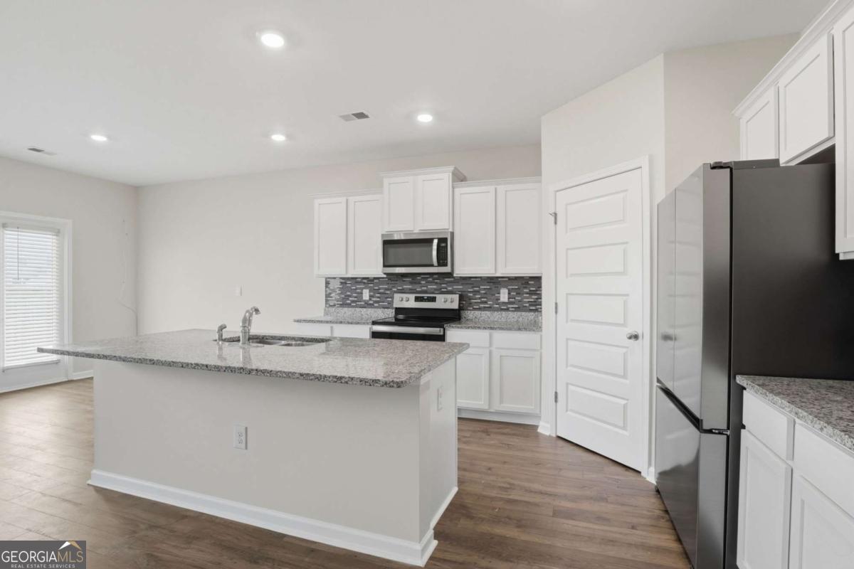 2407 Pelham Pass Dacula GA 30019