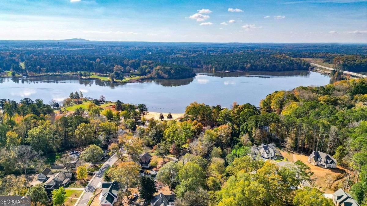 4416 Lakeview Court Acworth GA 30101