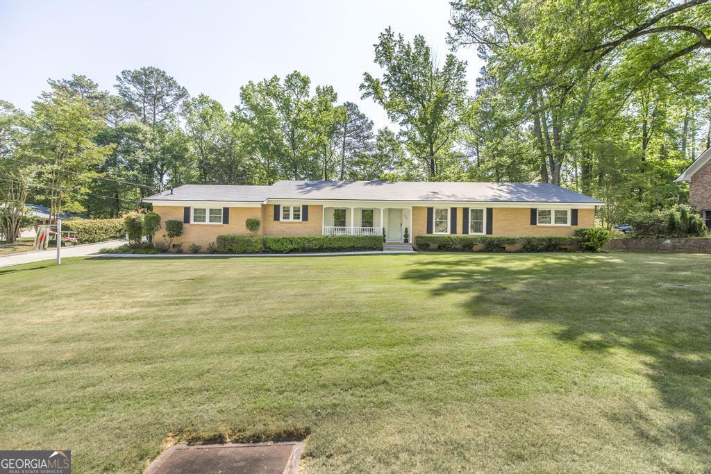 1943 Birchwood Way Macon GA 31211