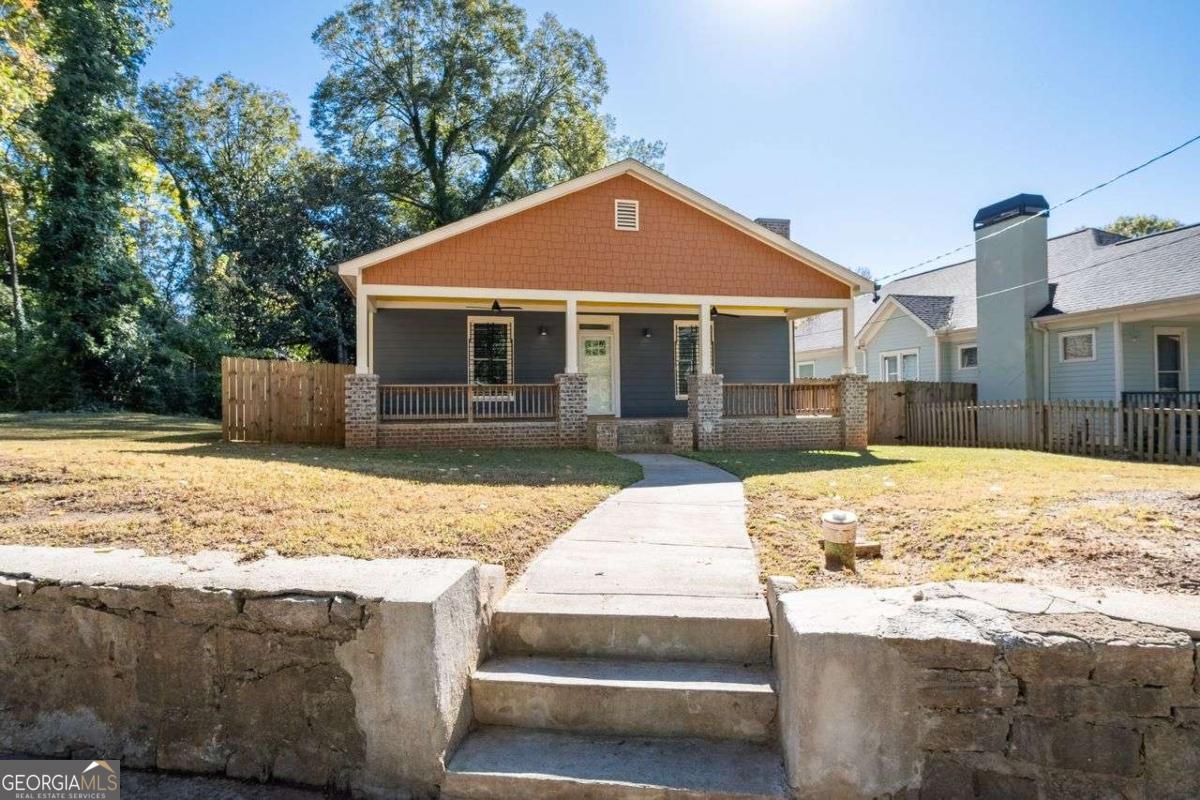 1070 Lucile Avenue SW Atlanta GA 30310