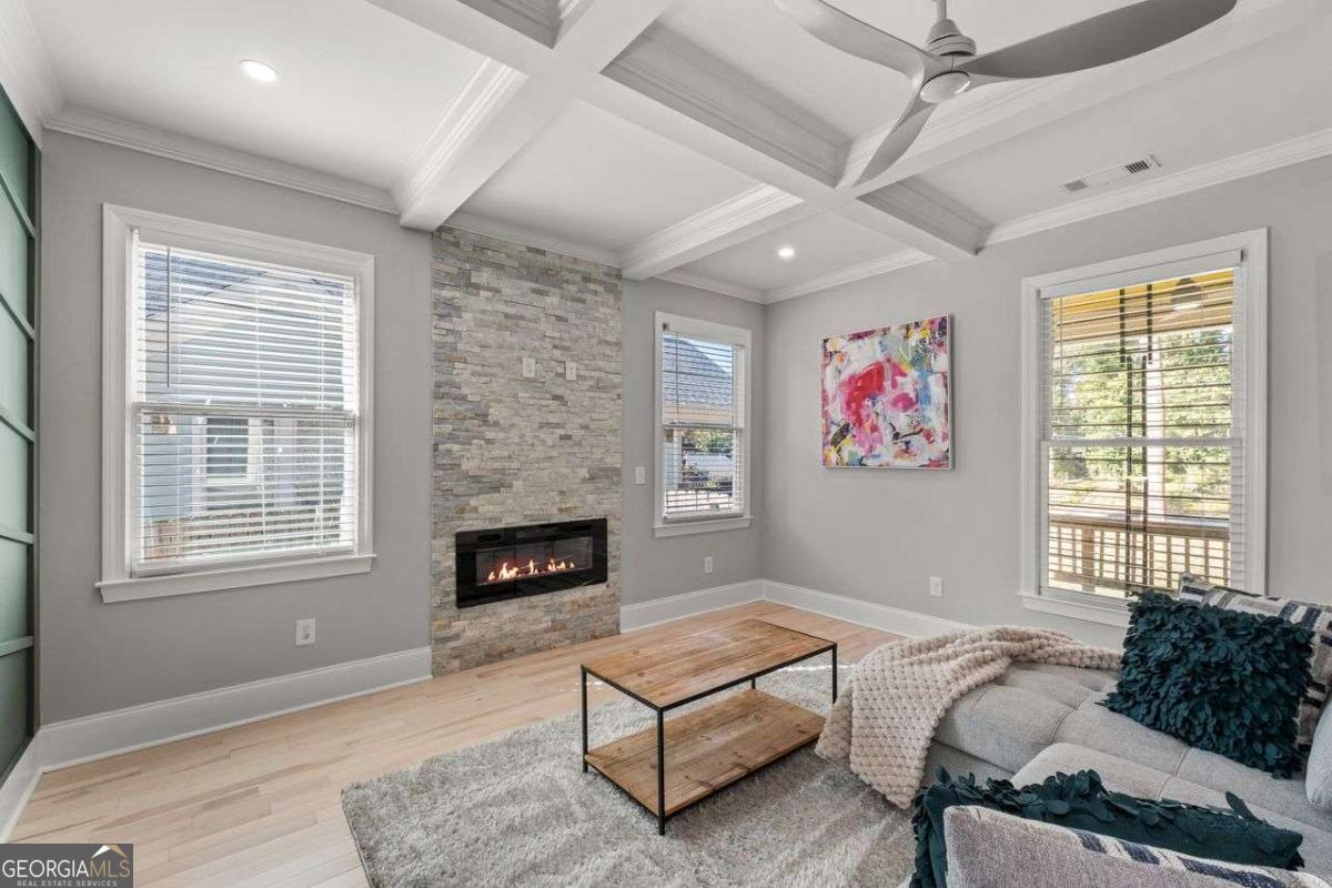 1070 Lucile Avenue SW Atlanta GA 30310