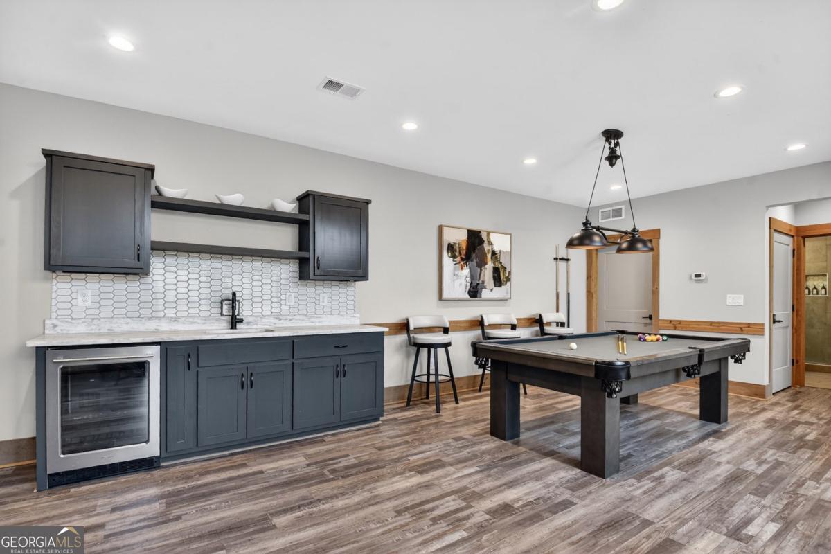 466 E Watersong Bluff Ellijay GA 30540