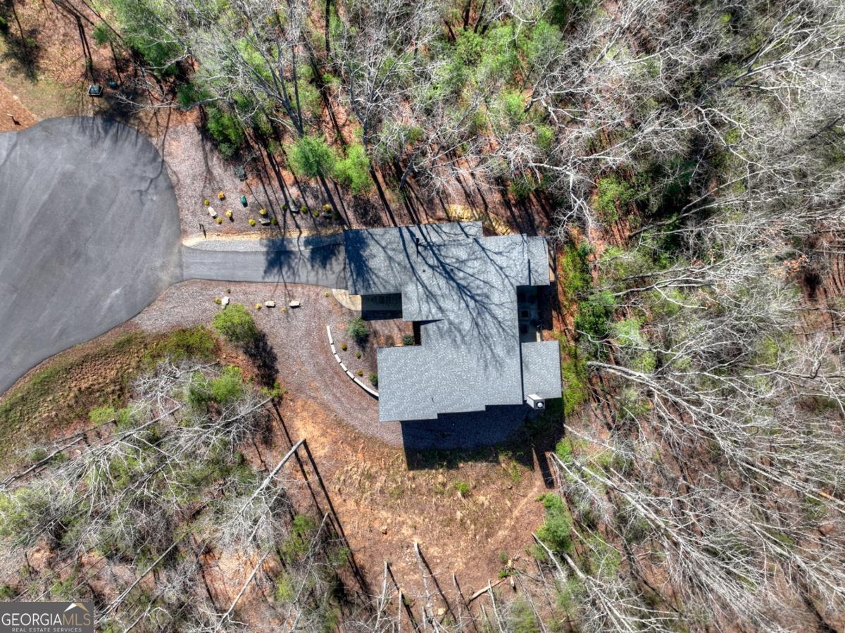 466 E Watersong Bluff Ellijay GA 30540