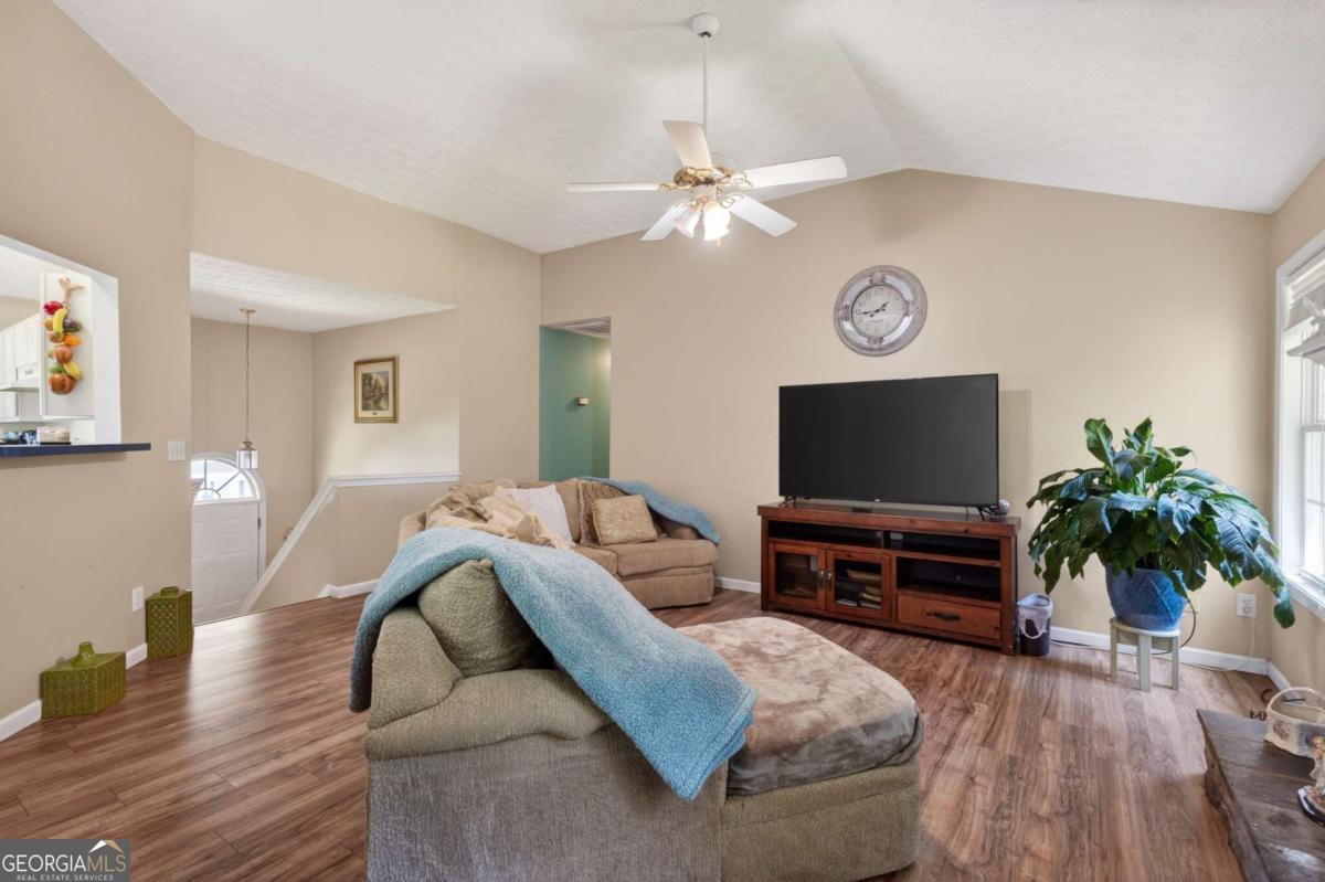 547 Hickeria Way Winder GA 30680