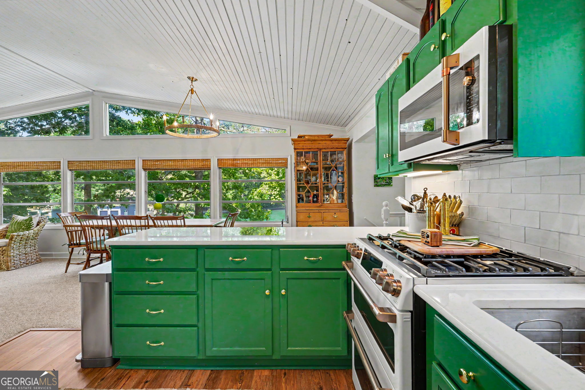 232 Perrin Cove Road Tiger GA 30576