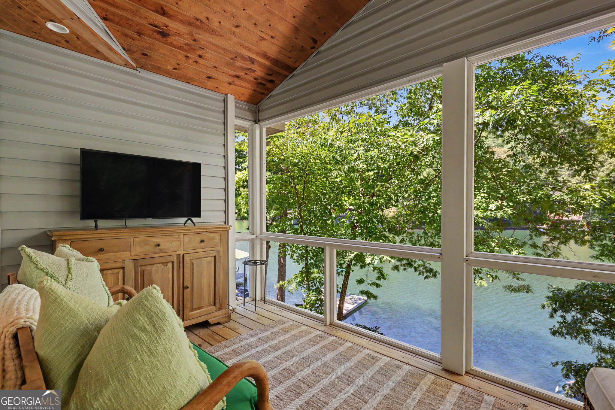 232 Perrin Cove Road Tiger GA 30576