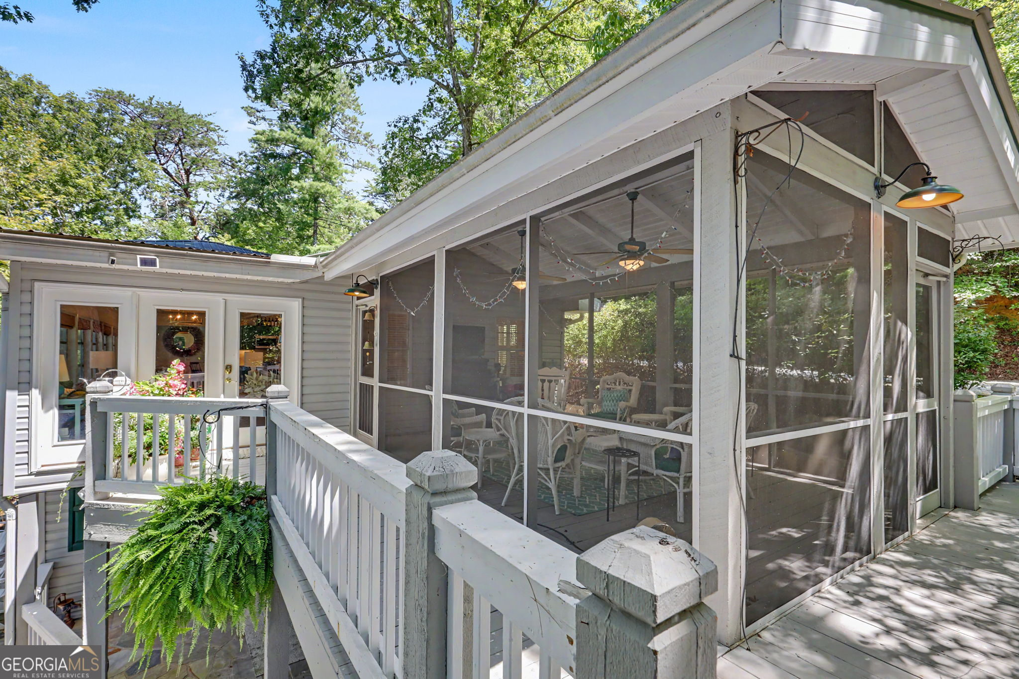 232 Perrin Cove Road Tiger GA 30576