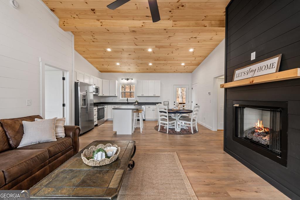 85 Duck Cove Morganton GA 30560