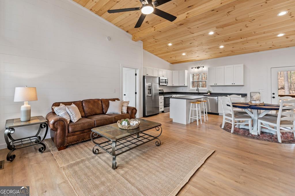 85 Duck Cove Morganton GA 30560