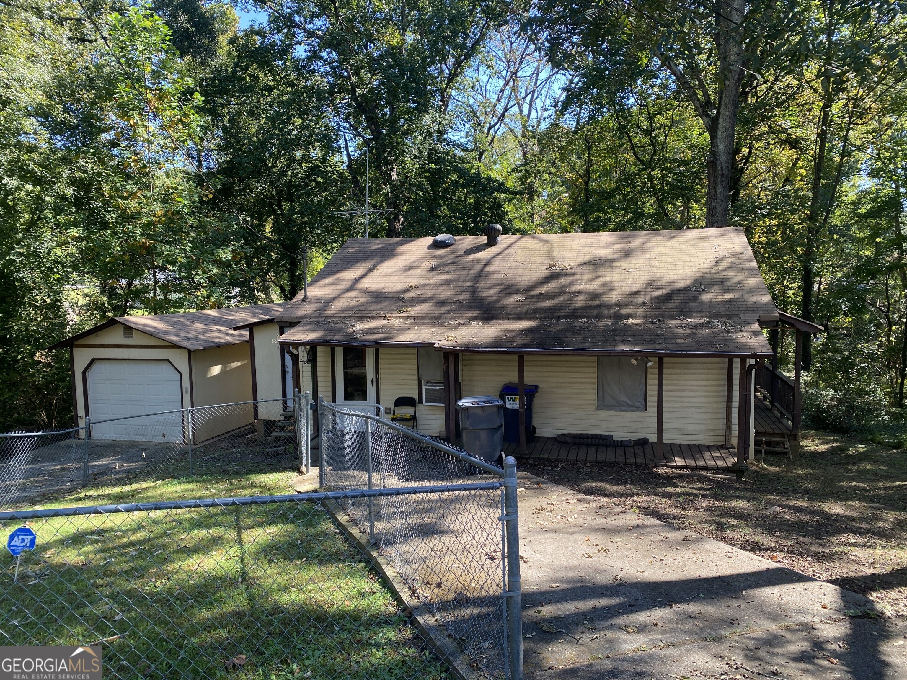 1297 Railroad Avenue Sugar Hill GA 30518