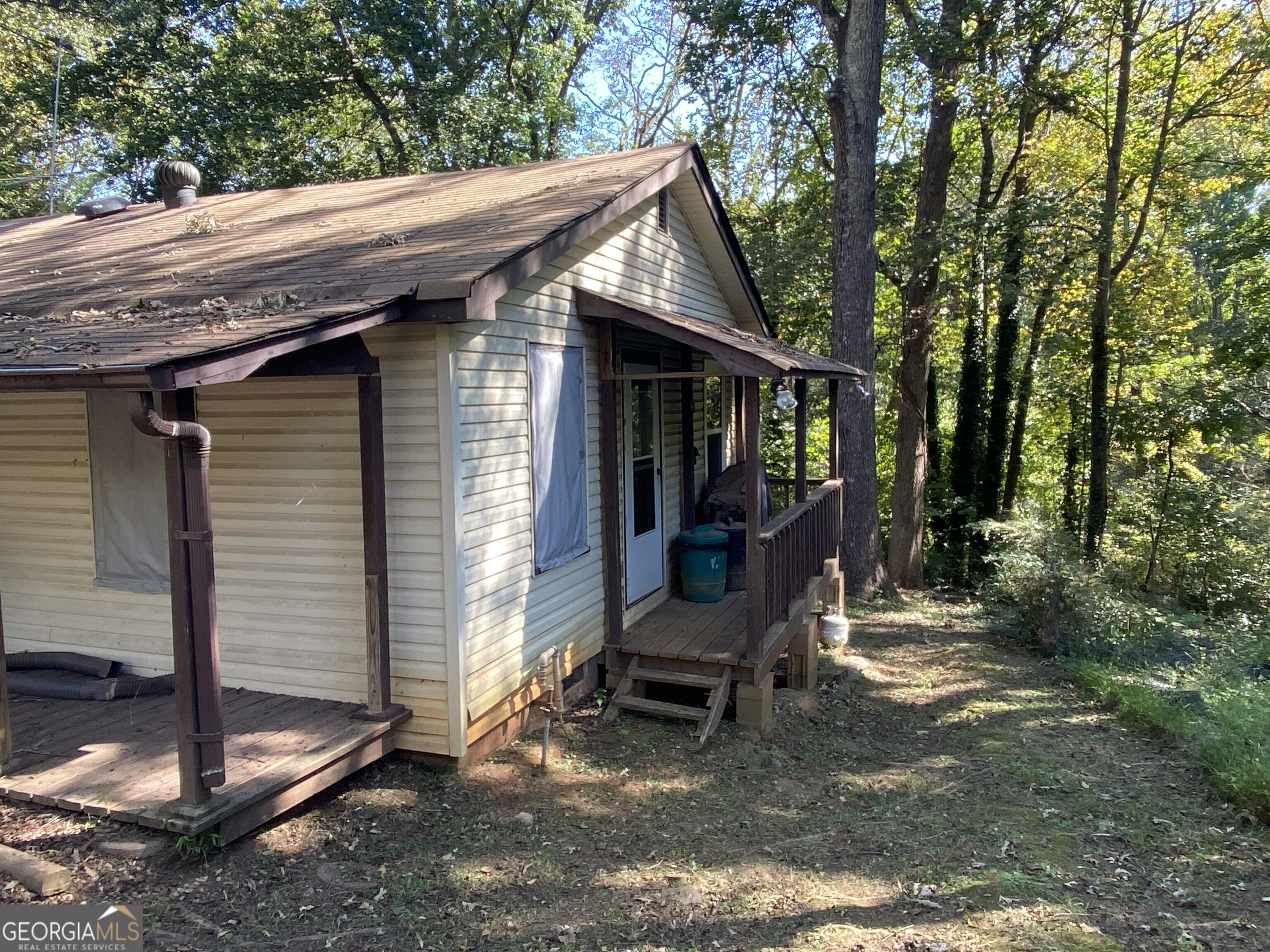 1297 Railroad Avenue Sugar Hill GA 30518