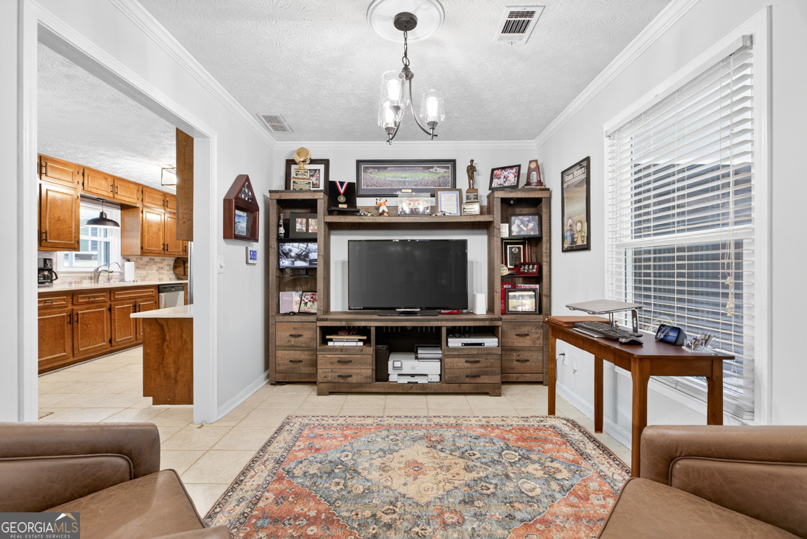 3756 Southgate Drive SW Lilburn GA 30047
