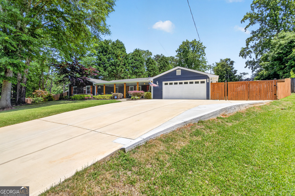 3756 Southgate Drive SW Lilburn GA 30047
