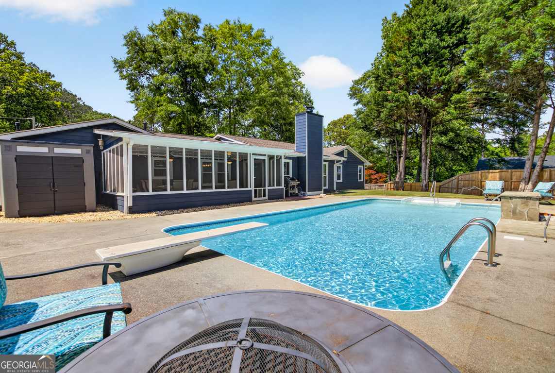 3756 Southgate Drive SW Lilburn GA 30047