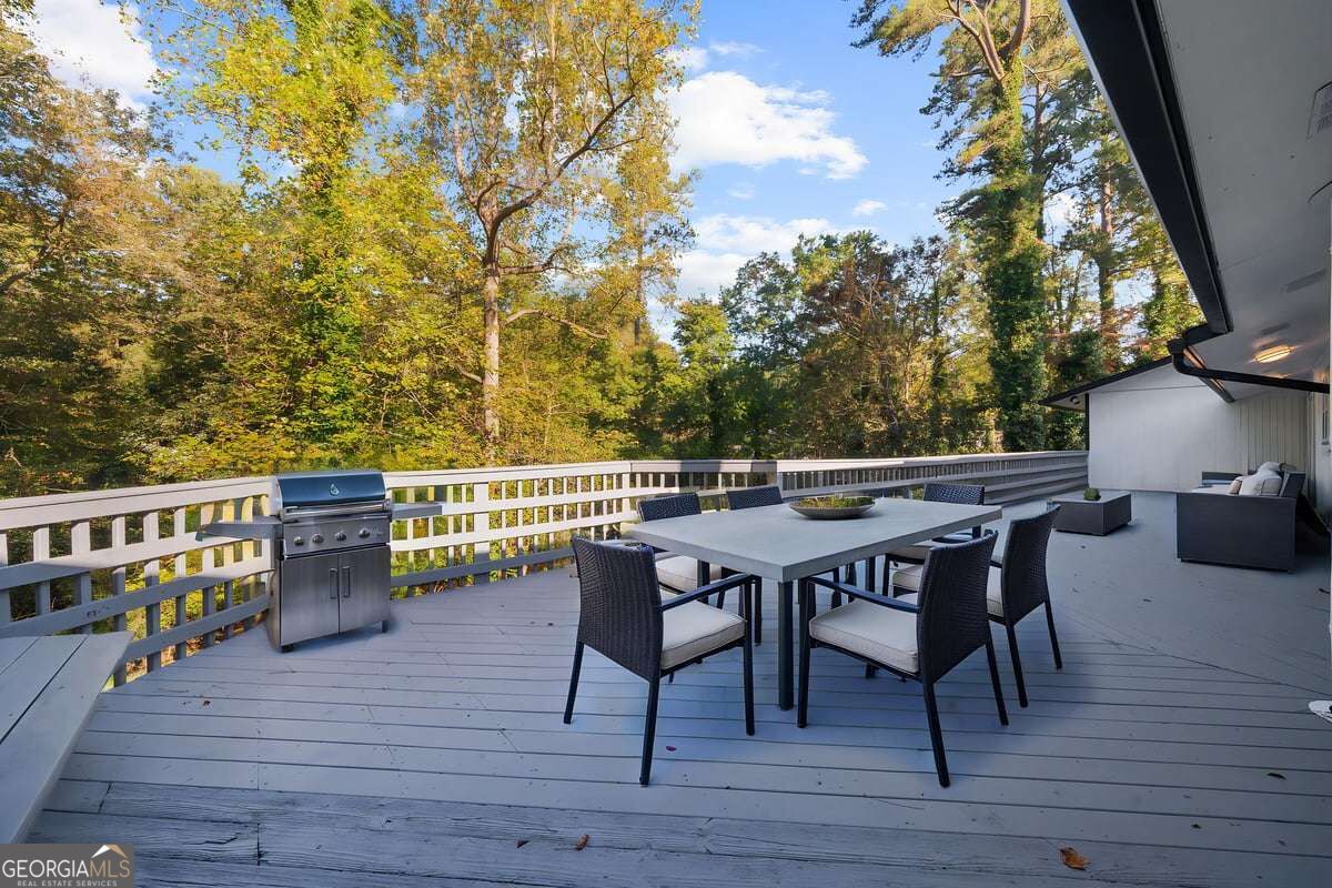 5303 Raintree Circle Oakwood GA 30566