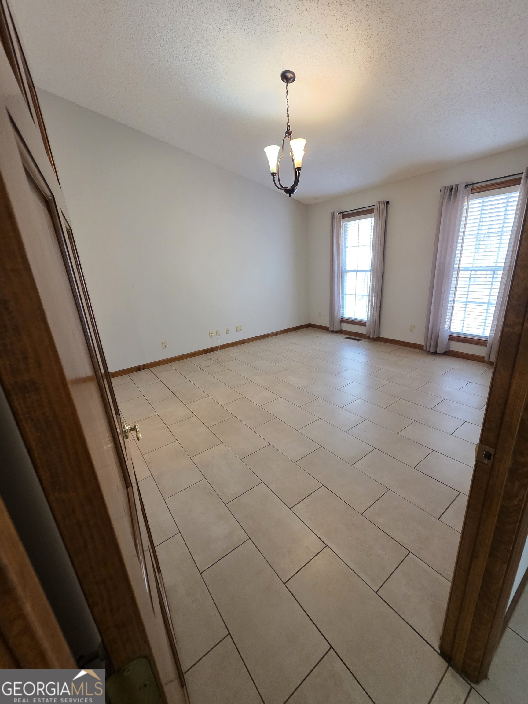 406 Hidden Lakes Trail Jefferson GA 30549