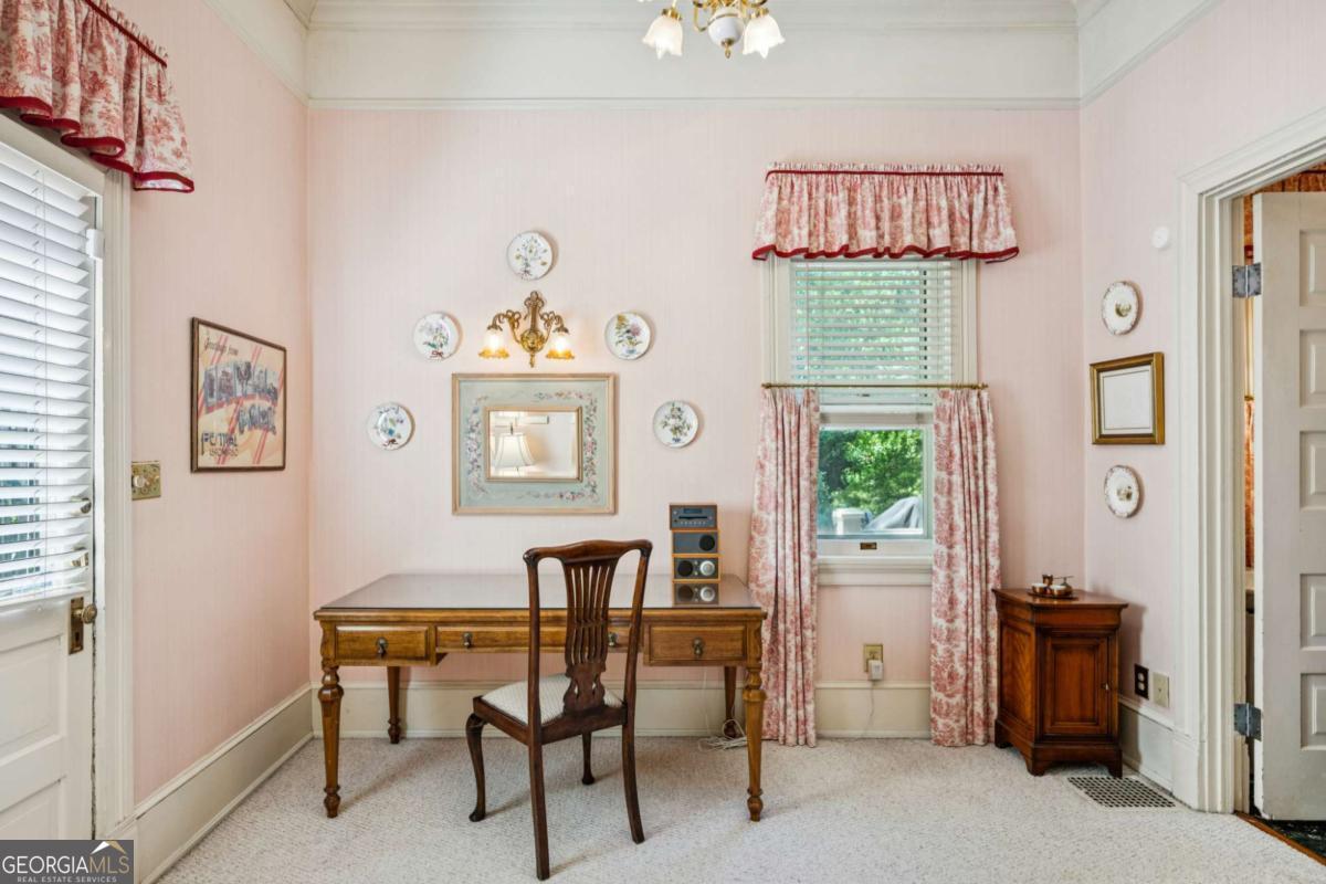 36 Delta Place NE Atlanta GA 30307