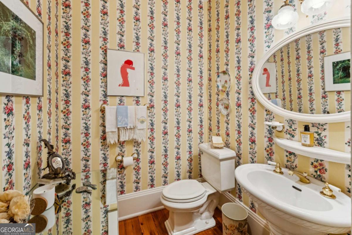 36 Delta Place NE Atlanta GA 30307