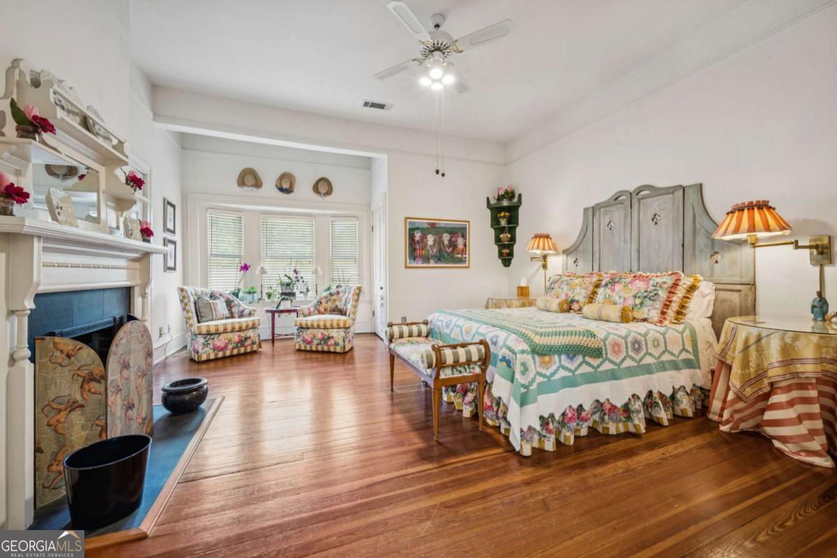36 Delta Place NE Atlanta GA 30307