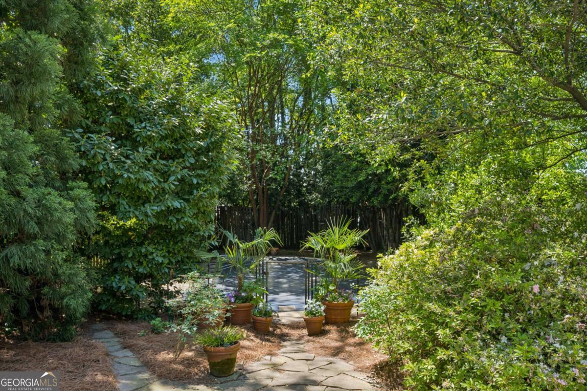 36 Delta Place NE Atlanta GA 30307