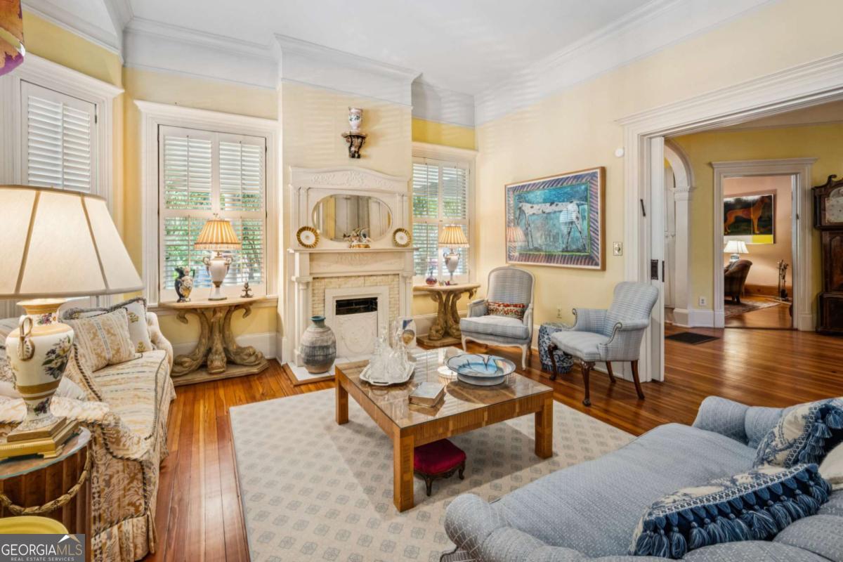36 Delta Place NE Atlanta GA 30307