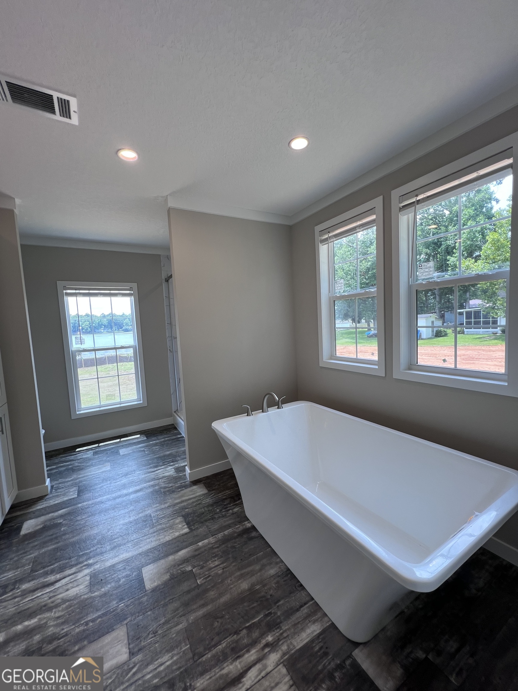 105 N Lakeshore Drive Ivey GA 31031